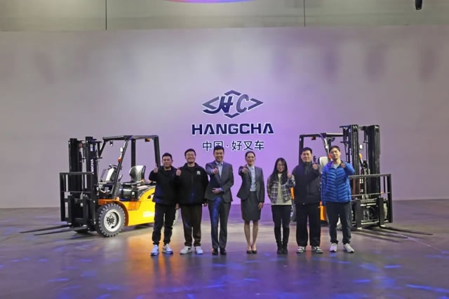 全球首發(fā)——杭叉XE 系列鋰電專用叉車